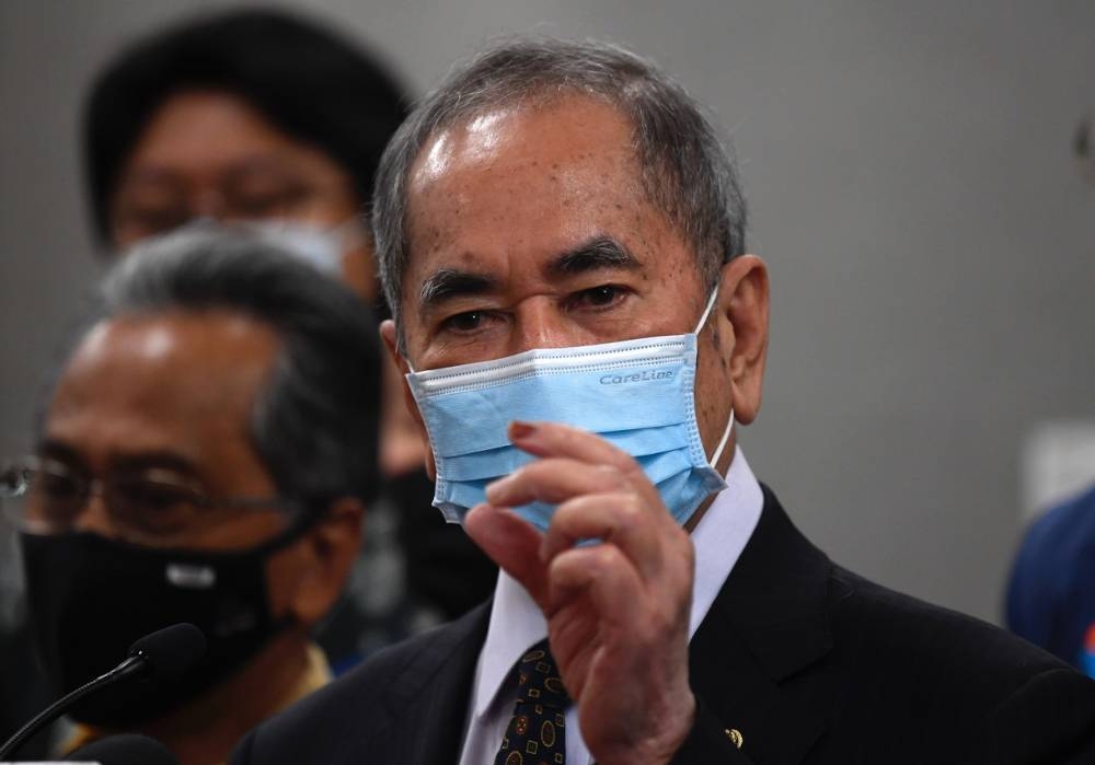 旺朱乃迪说：“我已跟首相讨论，我们同意在4月11日召开会议，以让我们辩论反跳槽法案。”-马新社-