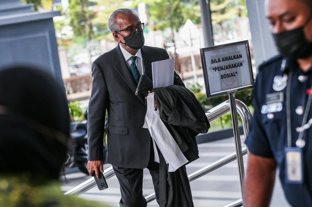 根据张天赐的说法，沙菲宜愿无条件成为沈可婷的辩护律师。-Hari Anggara摄-