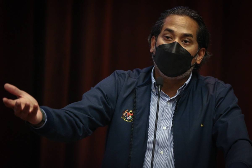 凯里说，新冠病毒变异毒株Omicron对高风险群体而言，依然是一个严重威胁。-Yusof Mat Isa摄-