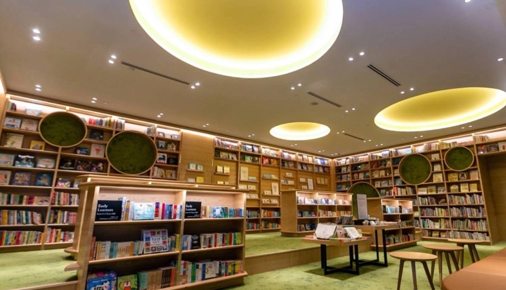 拥有逾24万本书！日本最美的茑屋书店今已开业！ | 食游| 精彩大马