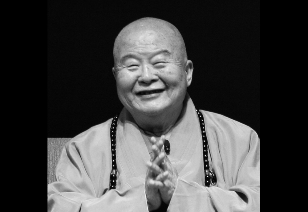 佛光山开山宗长星云大师周日下午安详离世，享年96岁。