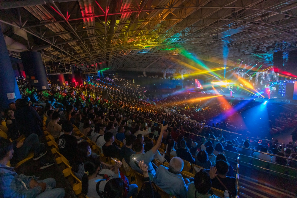 张信哲“爱就懂了”音乐会全场座无虚席。-主办单位提供-