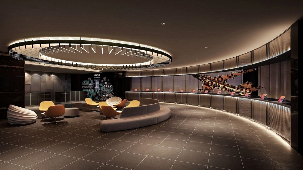 位于OMO Kansai Airport by Hoshino Resorts的二楼酒店大厅,拥有宽阔的空间,游客们可在这里休息。-日本国家旅游局吉隆坡事务所提供-