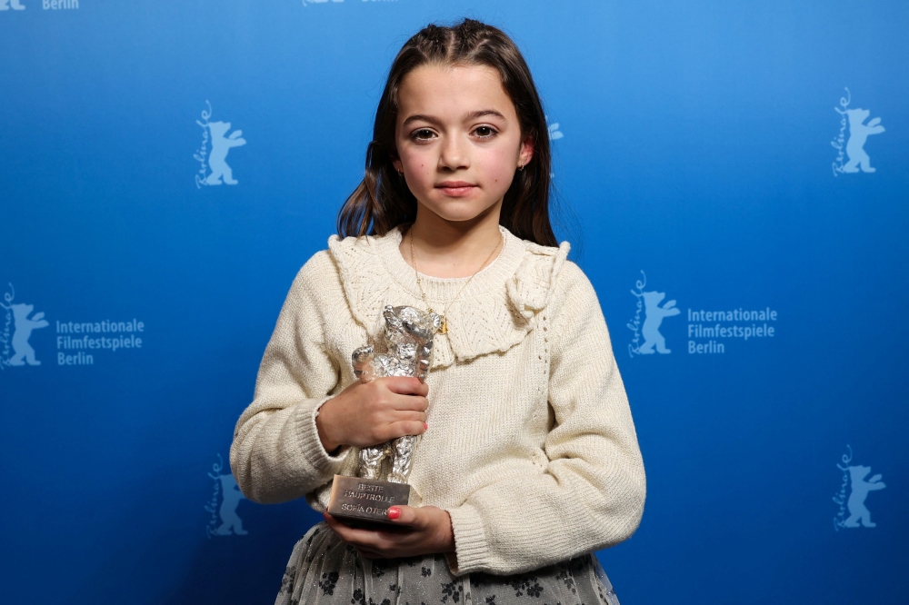 苏菲亚奥特罗凭借她的电影处女作《两万种蜜蜂》获最佳主角银熊奖。-路透社-