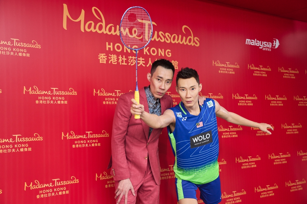 李宗伟捐赠了他于2016年里约奥运会上，在体育职涯里最后一次比赛的Yonex球衣。-香港杜莎夫人蜡像馆提供-