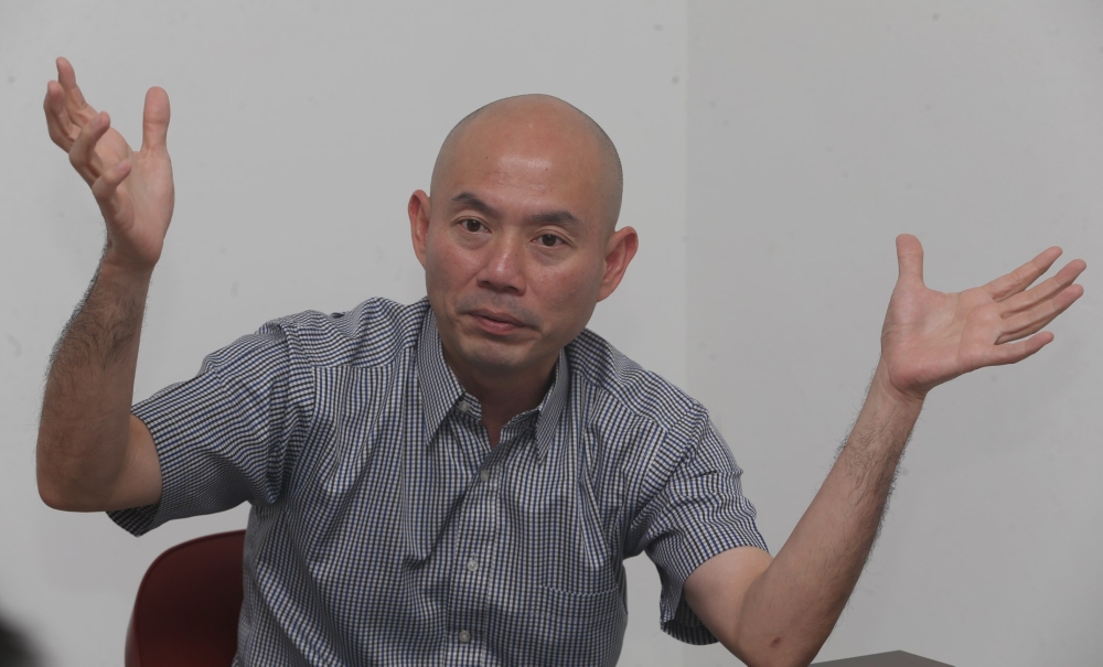 赖彩云提告行动党甲洞国会议员林立迎诽谤案，法庭裁定赖彩云胜诉，谕令林立迎必须赔偿200万令吉。