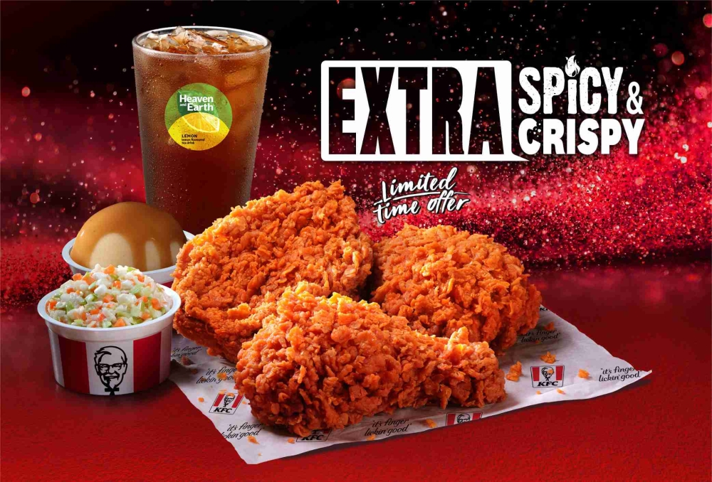 KFC Extra Spicy & Crispy3块装,配菜有清爽的高丽菜沙拉和顺滑的薯泥, 再加上一杯清凉的冰冻柠檬。-大马KFC提供-