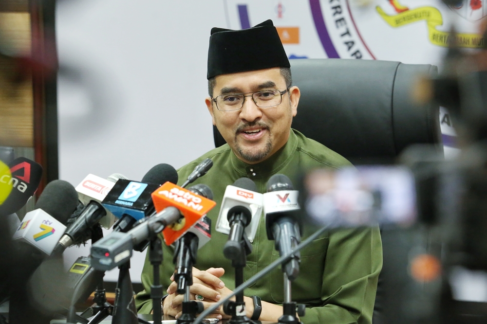 阿斯拉夫说，有人嫉妒政府强盛，才会指控政府失去大多数支持。-Choo Choy May摄-