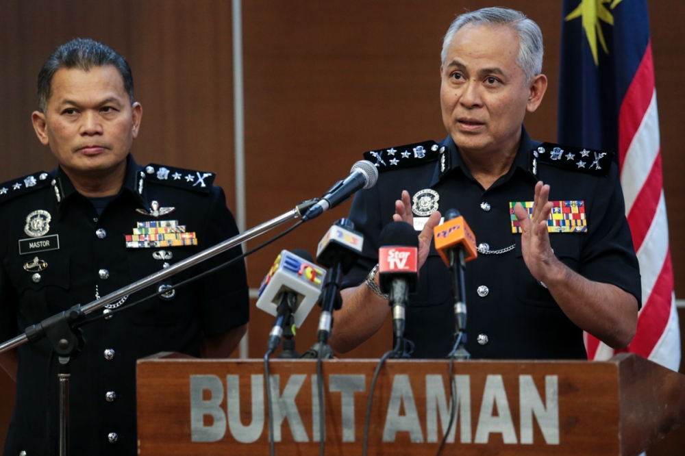 阿克里沙尼驳斥警队125份不当行为报告遭束之高阁的说法。-Ahmad Zamzahuri摄-