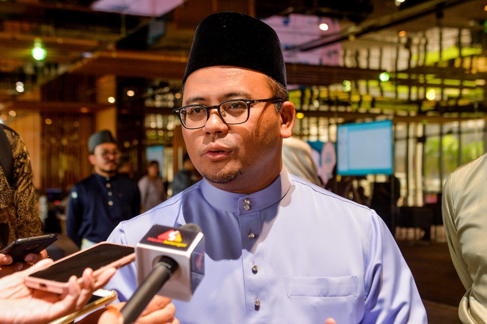 阿米鲁丁证实，已有数名行政议员开始收拾及清空办公室。-Miera Zulyana摄-