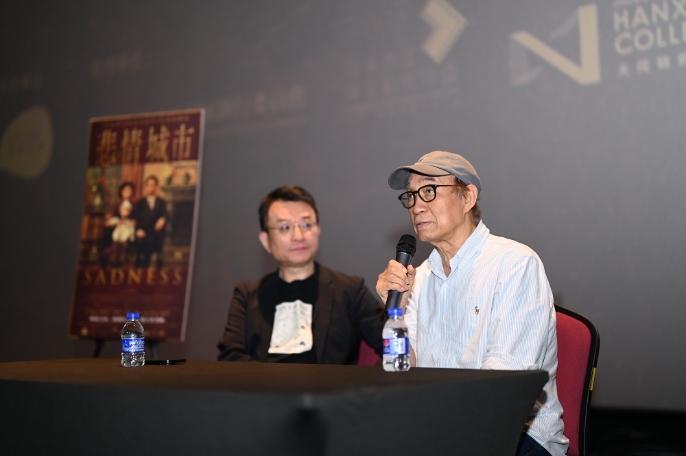 廖庆松（右）和闻天祥（左）在特别放映会后与大马观众一起进行交流。-摩尔娱乐提供-