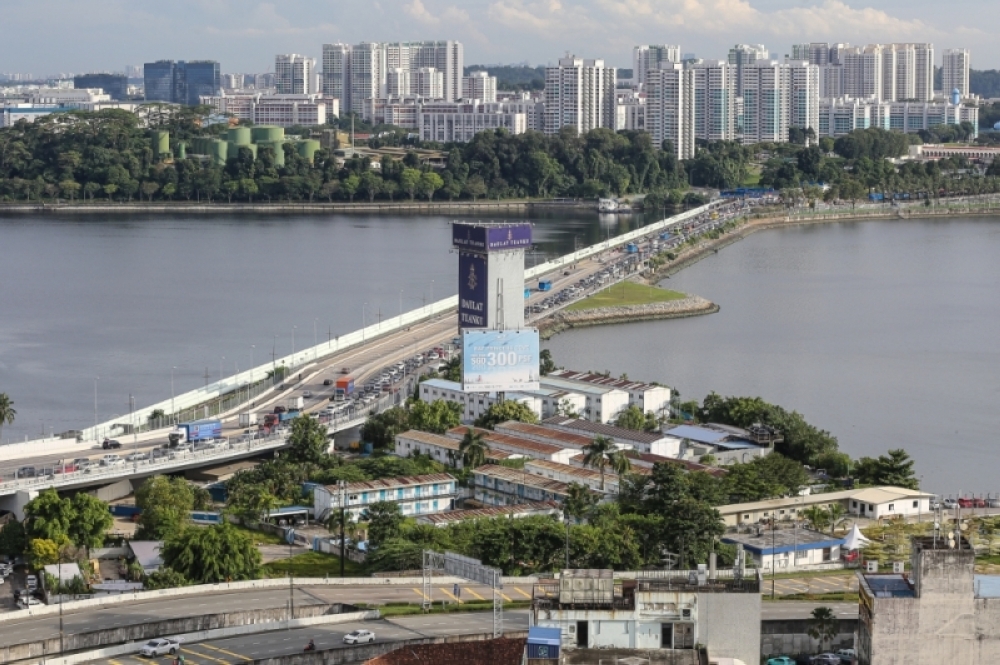 大马和新加坡政府将于7月26早上6时至下午2时，在马新第二通道（Tuas Second Link）举行联合演习。- Yusof Mat Isa摄，档案照-