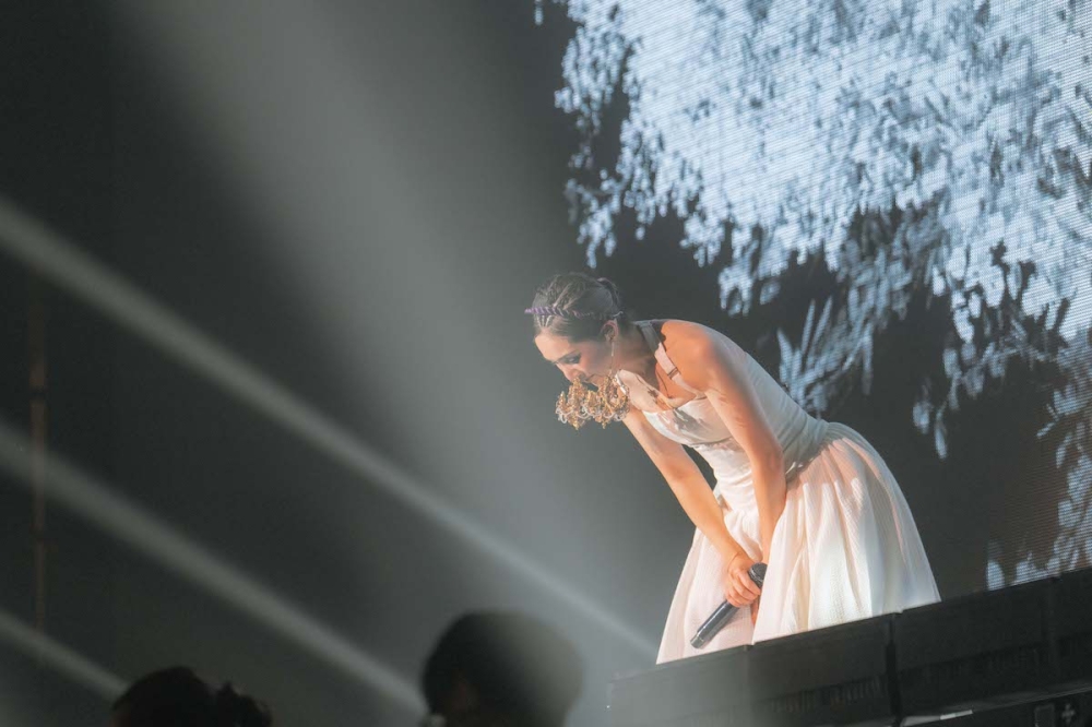 阔别8年杨千嬅重临大马云星剧场舞台。-星艺娱乐提供-