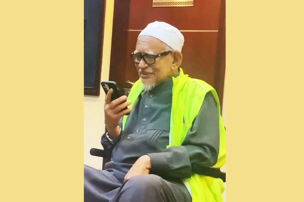 哈迪阿旺（图）10月30日致电哈马斯领袖哈尼耶。-图取自Parti Islam Se-Malaysia (PAS) Pusat面子书-