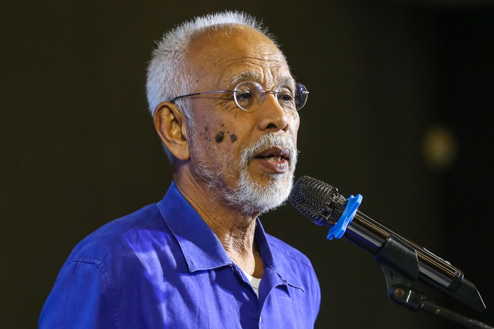 沙里尔说，若慕尤丁站在国会“前线”，相信这能够增加国盟议员的士气。-Yusof Mat Isa摄-