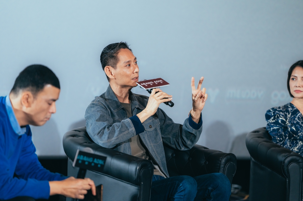 王礼霖表示：“当下的追逐片段是隐喻‘阿邦’和‘阿迪’的世界开始远离，再也追不上了。”-摩尔娱乐提供-