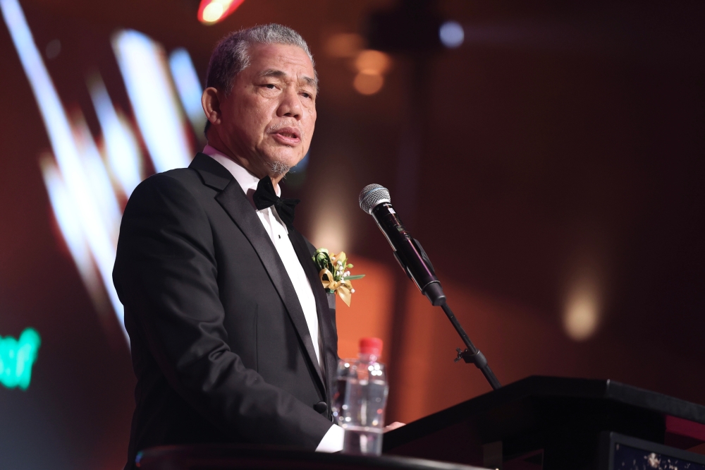 法迪拉（图）兼管能源转型及公共事业部，和负责东马事务。-马新社-