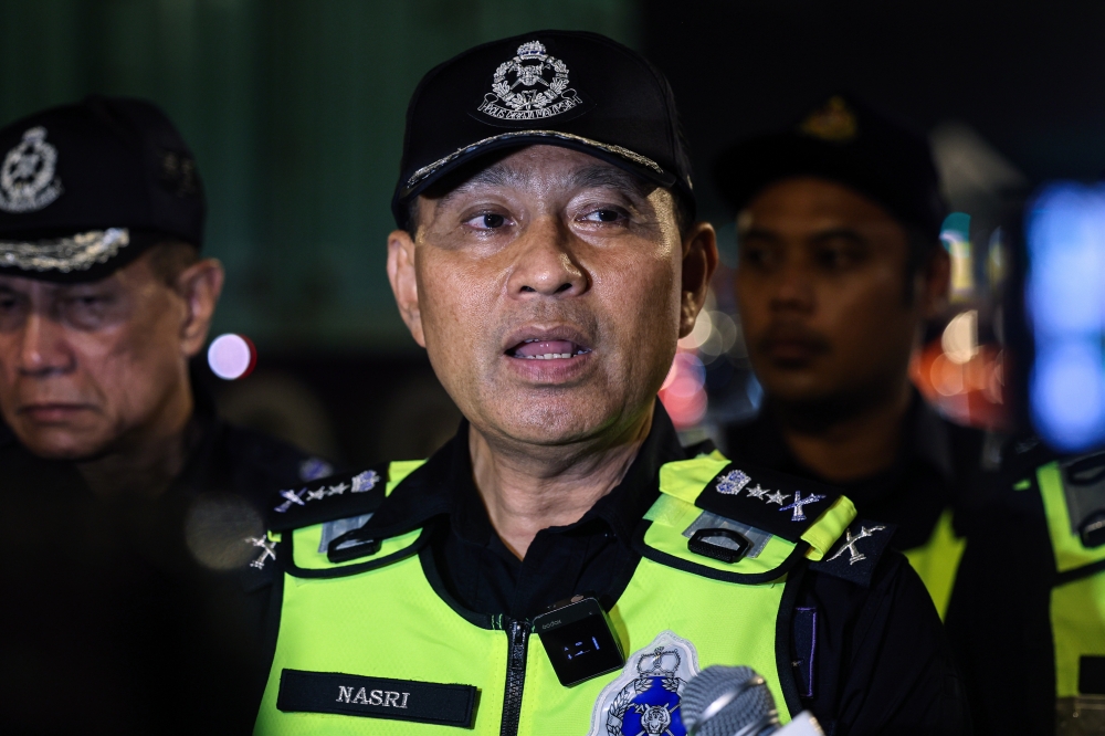 纳斯里说，去年全国总共通报59万8635宗交通意外。-马新社-