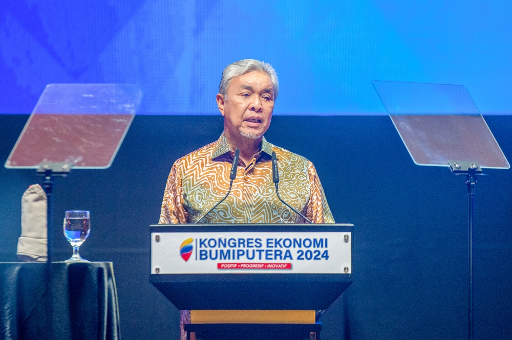 阿末扎希表示，一旦法庭裁定6个国会议席悬空，国阵准备参加补选。-Shafwan Zaidon摄-