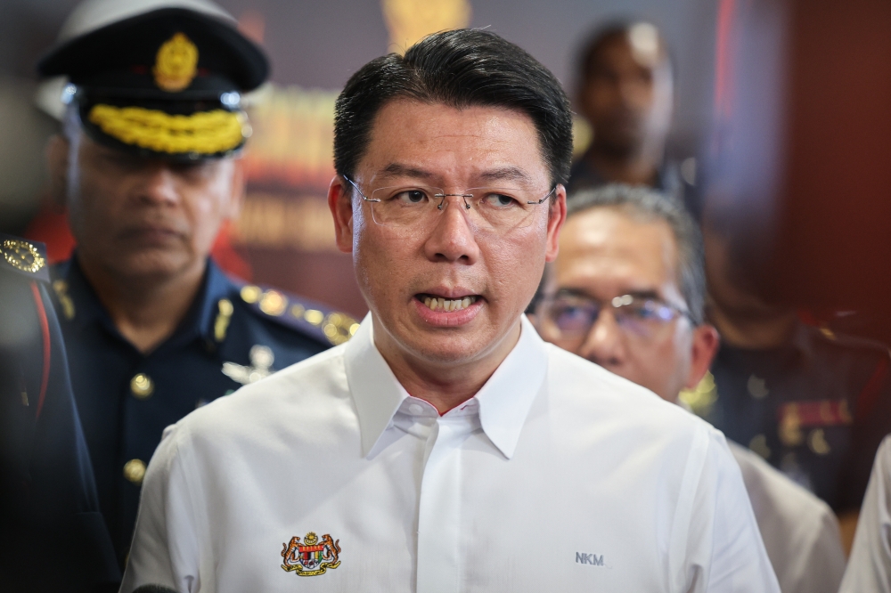 倪可敏说，今年2月份录得5556宗露天火灾案例，与1月份的746宗相比高出645%或翻了超过6倍。-马新社-