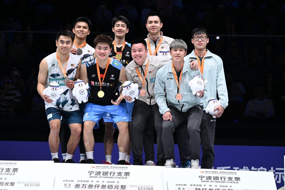 成为连续第三年打进亚锦赛决赛的大马男双吴世飞/诺伊祖丁（左），仍无法打破无冠怪圈又是饮恨，而我国对上一次的亚锦赛男双冠军还要追溯回2007年的“长青树”钟腾福/李万华。-摘自亚锦赛X（前推特）-