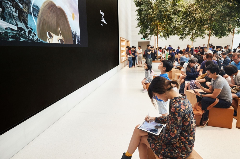 新加坡乌节路的Apple Store。-摘自Soyacincau-