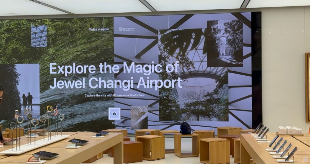 新加坡星耀樟宜机场的Apple Store。-摘自Soyacincau-