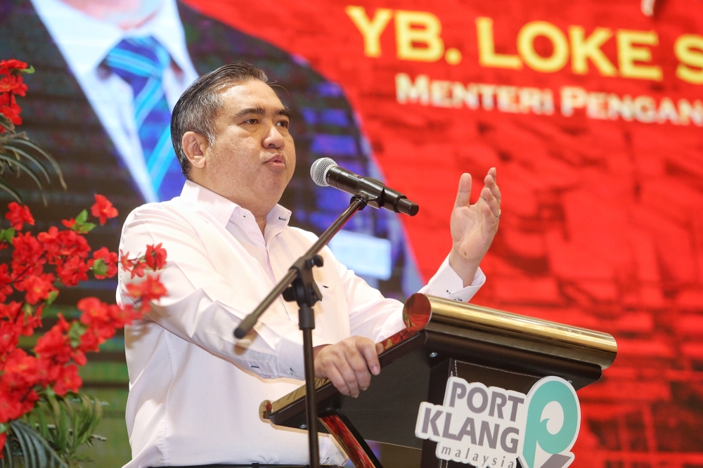 陆兆福指内阁已经同意，将原本东海岸铁路项目的单道双轨距铁路，改为双轨铁路。-Choo Choy May摄-