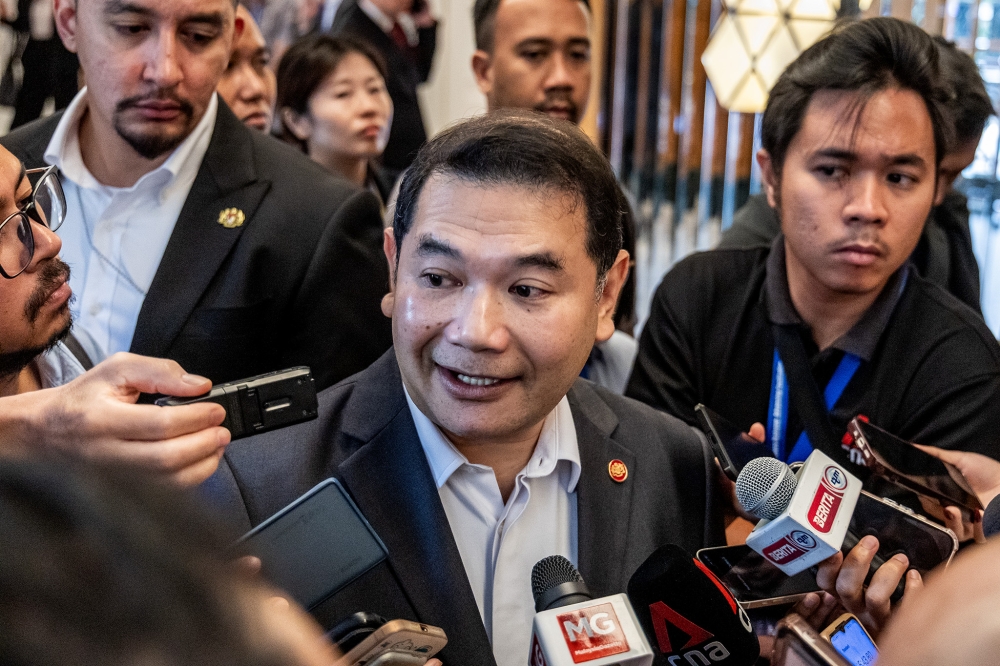 拉菲兹说，他败选已成定局，因为这一切都是有人特意安排的。-Firdaus Latif摄-