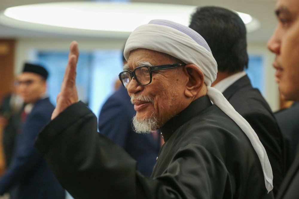 哈迪宣布捍卫党主席职，更表明愿意死在岗位上。-Yusof Mat Isa摄-