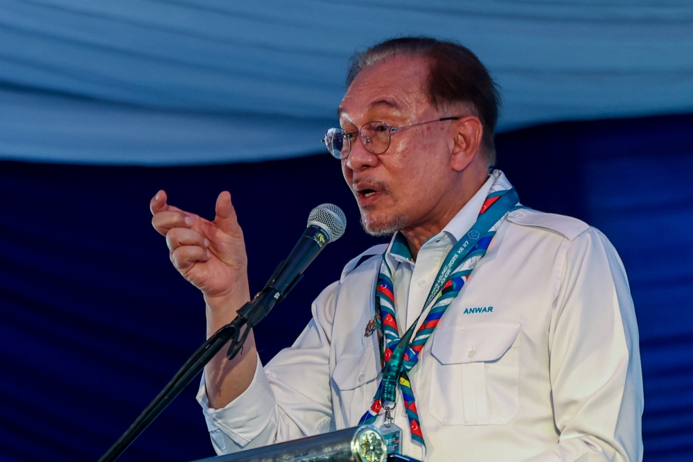 安华强调，马来西亚一贯谴责犹太复国主义对巴勒斯坦的占领与殖民统治。-马新社-