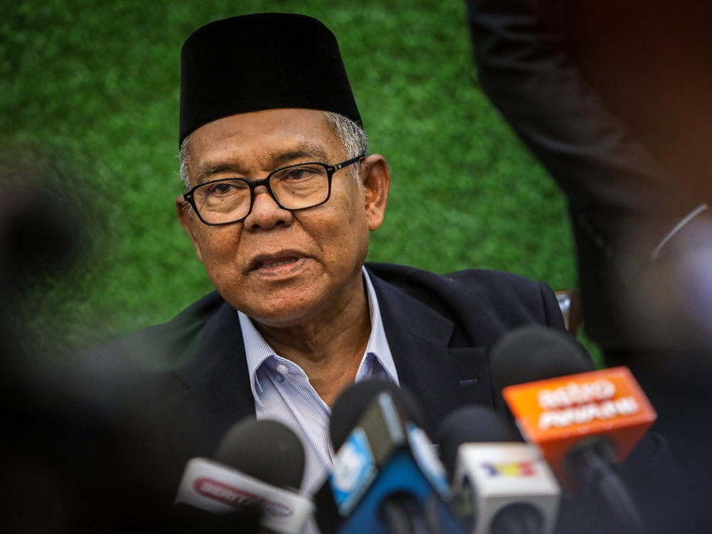 挑战议席悬空决定 3前州议员诉玻议会和议长