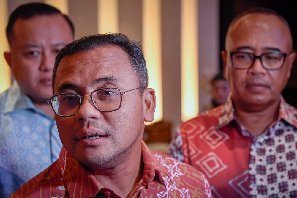 阿米鲁丁说，州政府会委任独立机构研究养猪场搬迁计划。-马新社-