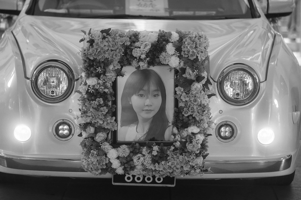 叶芯嫙在2025年10月14日，被校内遇害。