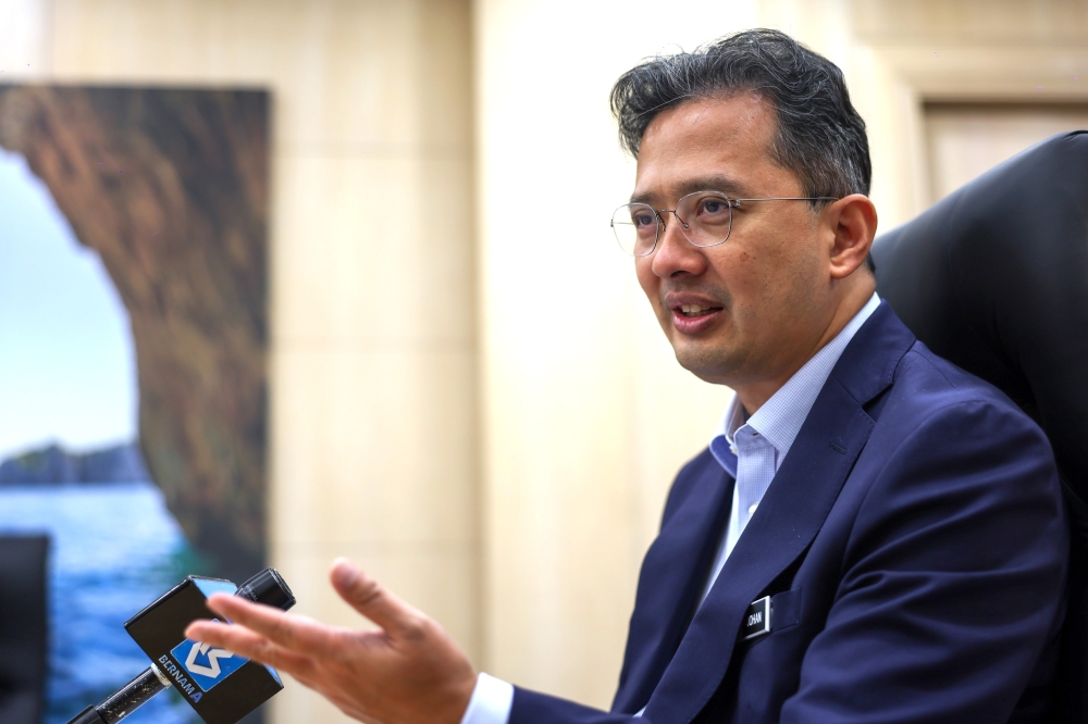 佐汉表示，根据最新收到的数据，自1月9日起发放的援金，已有接近三分之一被使用。-马新社-