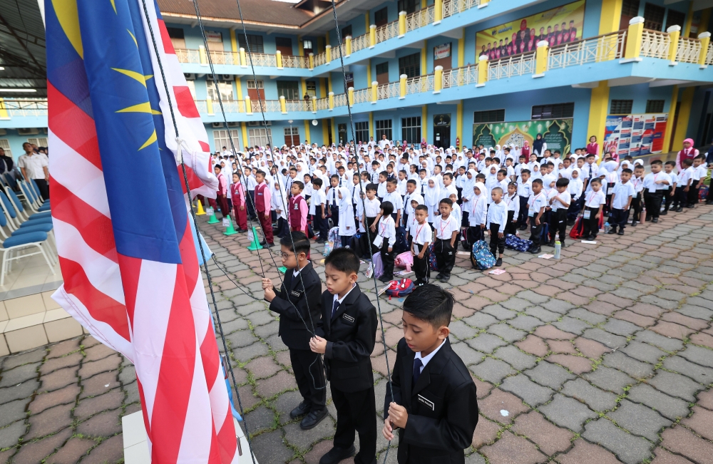 从2027年起，6岁儿童可以报名就读小学一年级。-马新社-