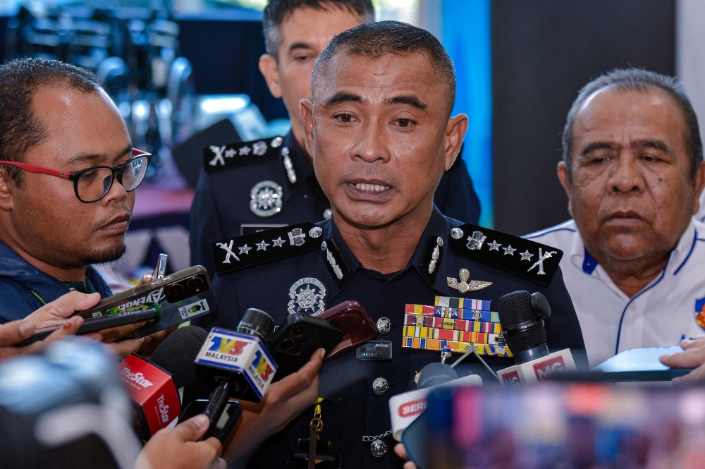 吉隆坡总警长法迪尔证实警方已就GARAH集会逮捕了赞里等人。-马新社-