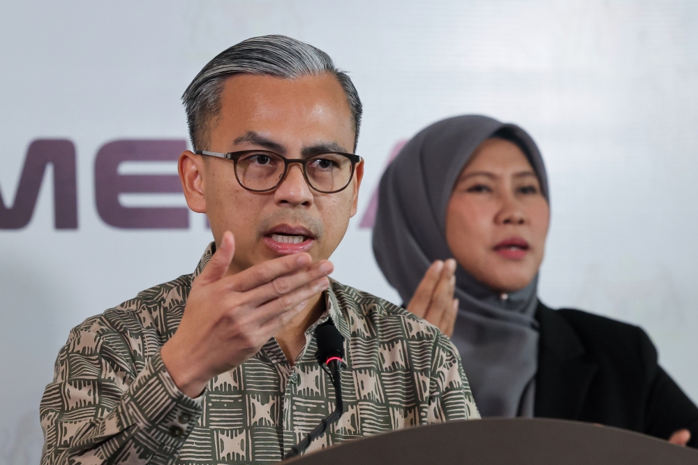 法米说，阿占巴基面对的争议交由特别委员会处理，然而反贪会极力肃贪的努力，不能因此被否定。-马新社-