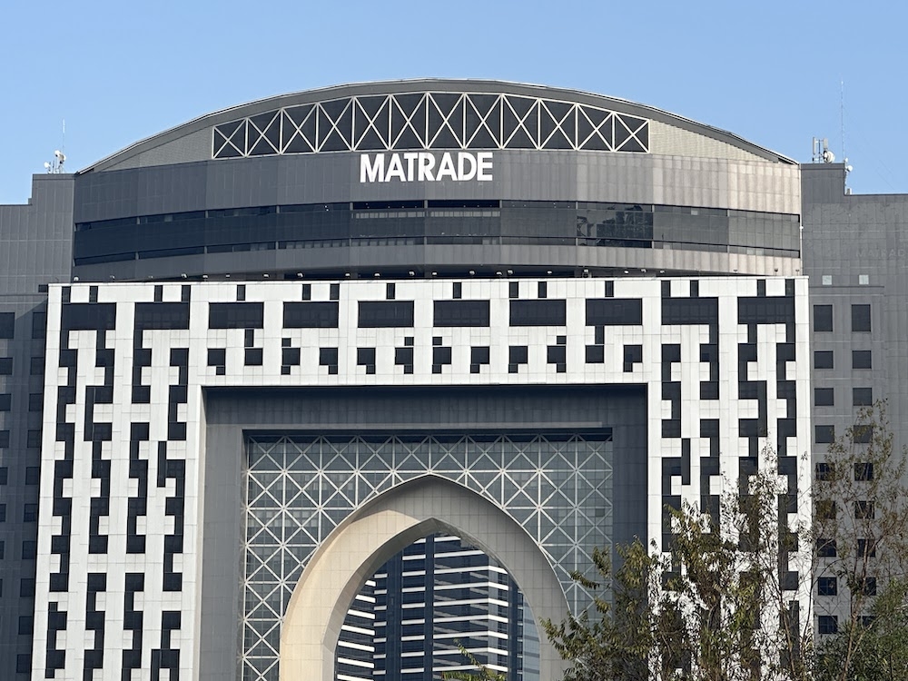 MATRADE指出，我国在2025年的贸易表现创历史新高，贸易总额（商品）首次突破3兆令吉。-Malay Mail-