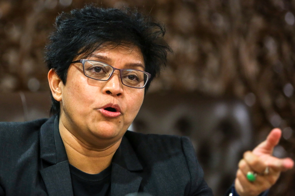 阿莎丽娜说，推动限制首相任期与总检察长分权的法案预料在3月进行二读。-Yusof Mat Isa摄-