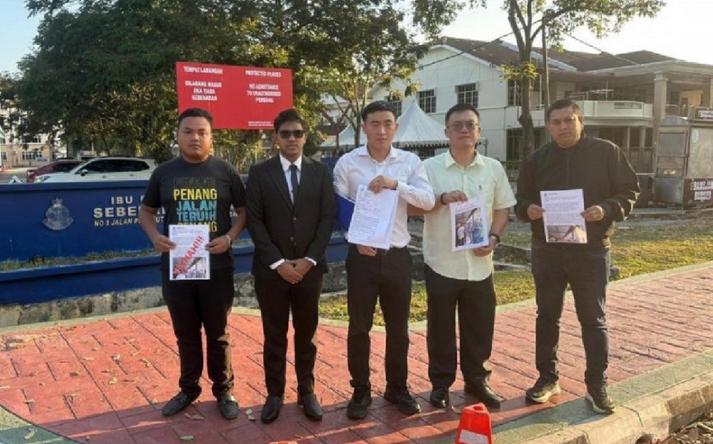 沈志强助理们报警，要求彻查大山脚医院为了神龛而搬迁的谣言。