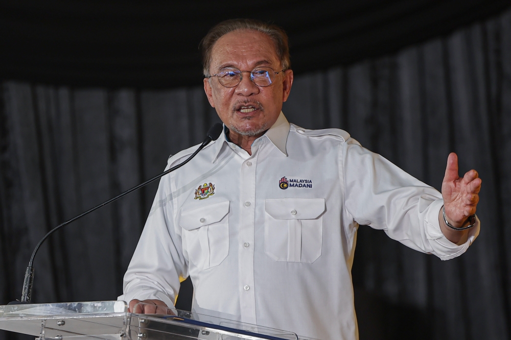 安华认为，森州不太可能举行闪电选举。-马新社-