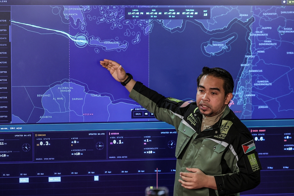 沙尼阿拉比向媒体汇报GSF人道船被拦截的最新进展。-马新社-