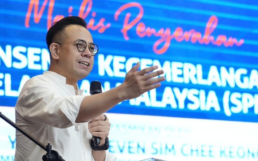 沈志强呼吁企业与金融机构，继续投入资源支持教育发展，为更多年轻人创造机会与未来。-马新社-