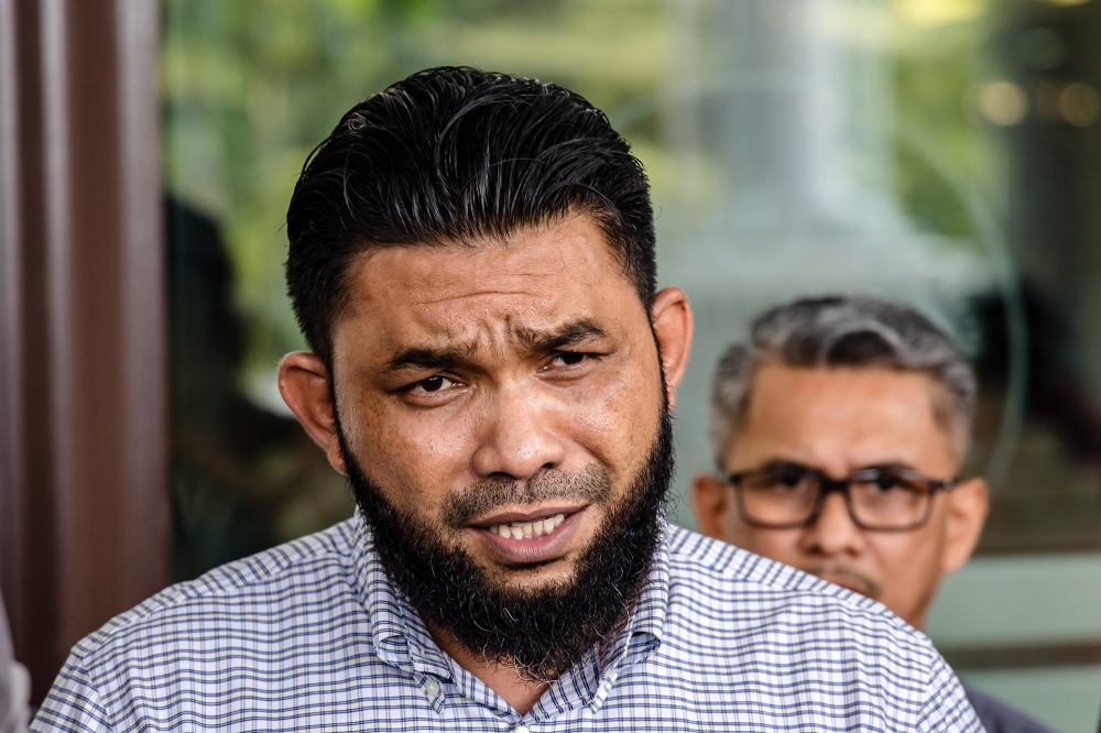 Papagomo被林冠英父子起诉诽谤结果败诉。-Firdaus Latif摄-