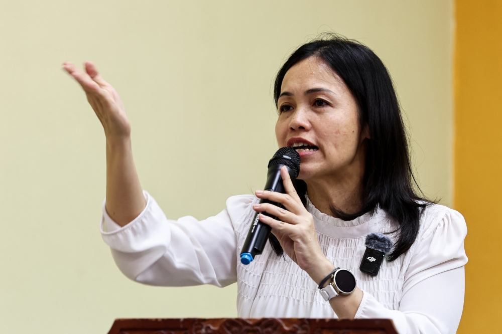 张念群表示，MCMC将强制所有广告主，无论是个人或注册实体，在获准发布付费广告之前，必须通过平台的身份验证程序。-马新社-