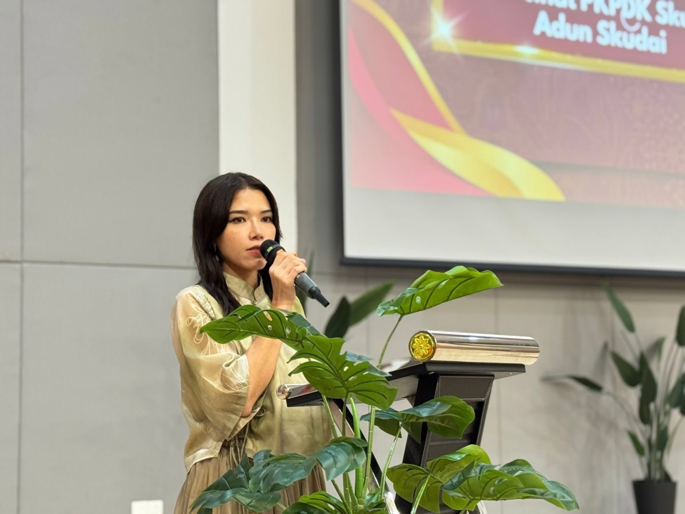 玛丽娜揭露令自己决定退出政坛的最后一根稻草，那就是行动党一直在盘算如何释放纳吉。
