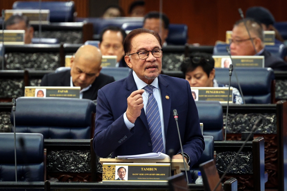 安华认同，政府媒体不该用在政党的竞选宣传，因此他会纠正错误。-马新社-