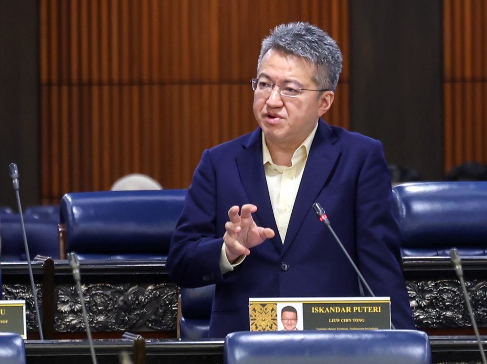 刘镇东说，尽管西亚冲突导致政府预计今年需承担近400亿令吉的石油产品补贴，但政府不会削减任何现有的民生补贴。-马新社-