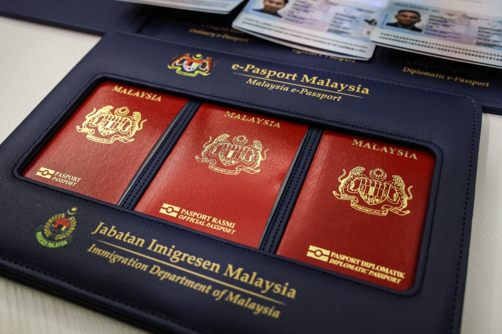 林立迎认为，护照有效期逾10年所引发的争议，属于严重的失职。-Yusof Isa摄-